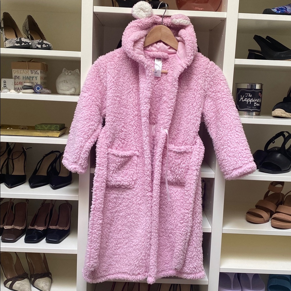 Adorable Pink Fleece Robe with Ears!  Size 6T. NEW.